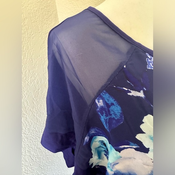 NWT AVENUE BLUE FLORAL TOP BLOUSE SIZE 18. NEW!!! - Picture 3 of 8